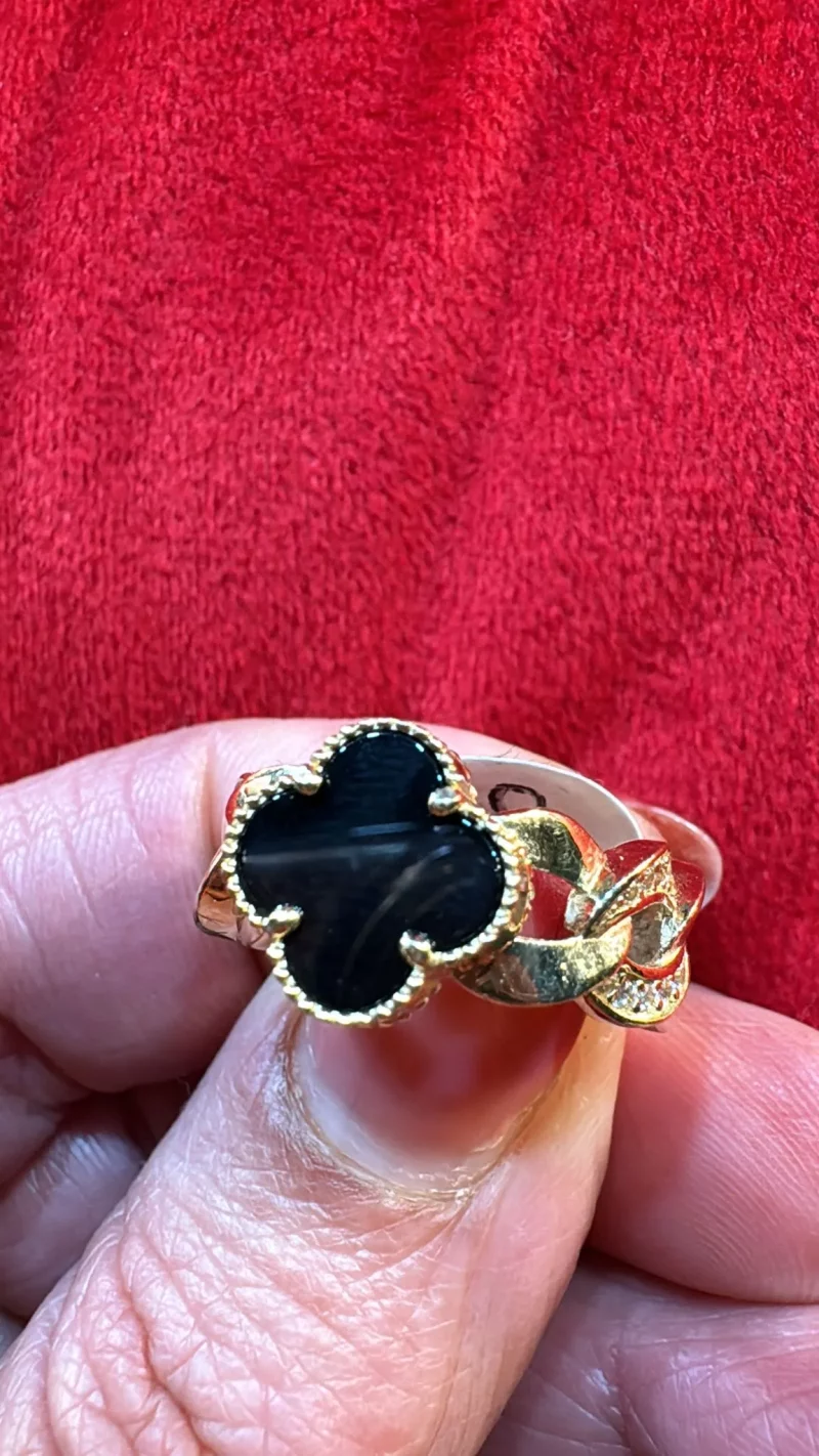 Anillo Diseño Clover Estilo Cadena 14K
