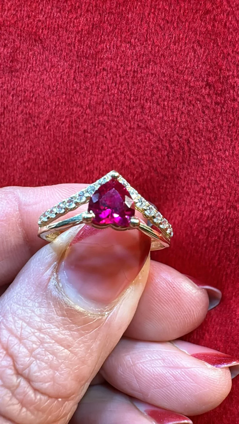 Anillo Corazón Rosa 14K