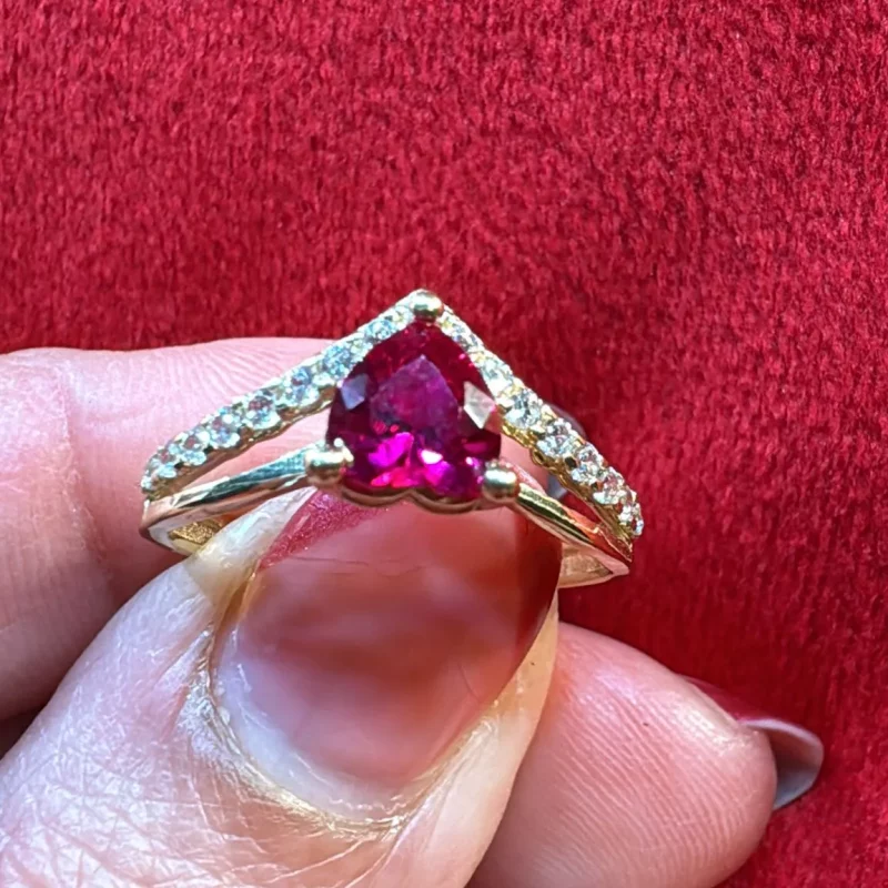 Anillo Corazón Rosa 14K