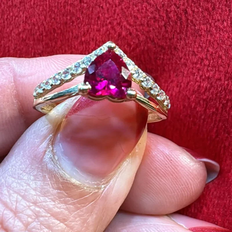 Anillo Corazón Rosa 14K